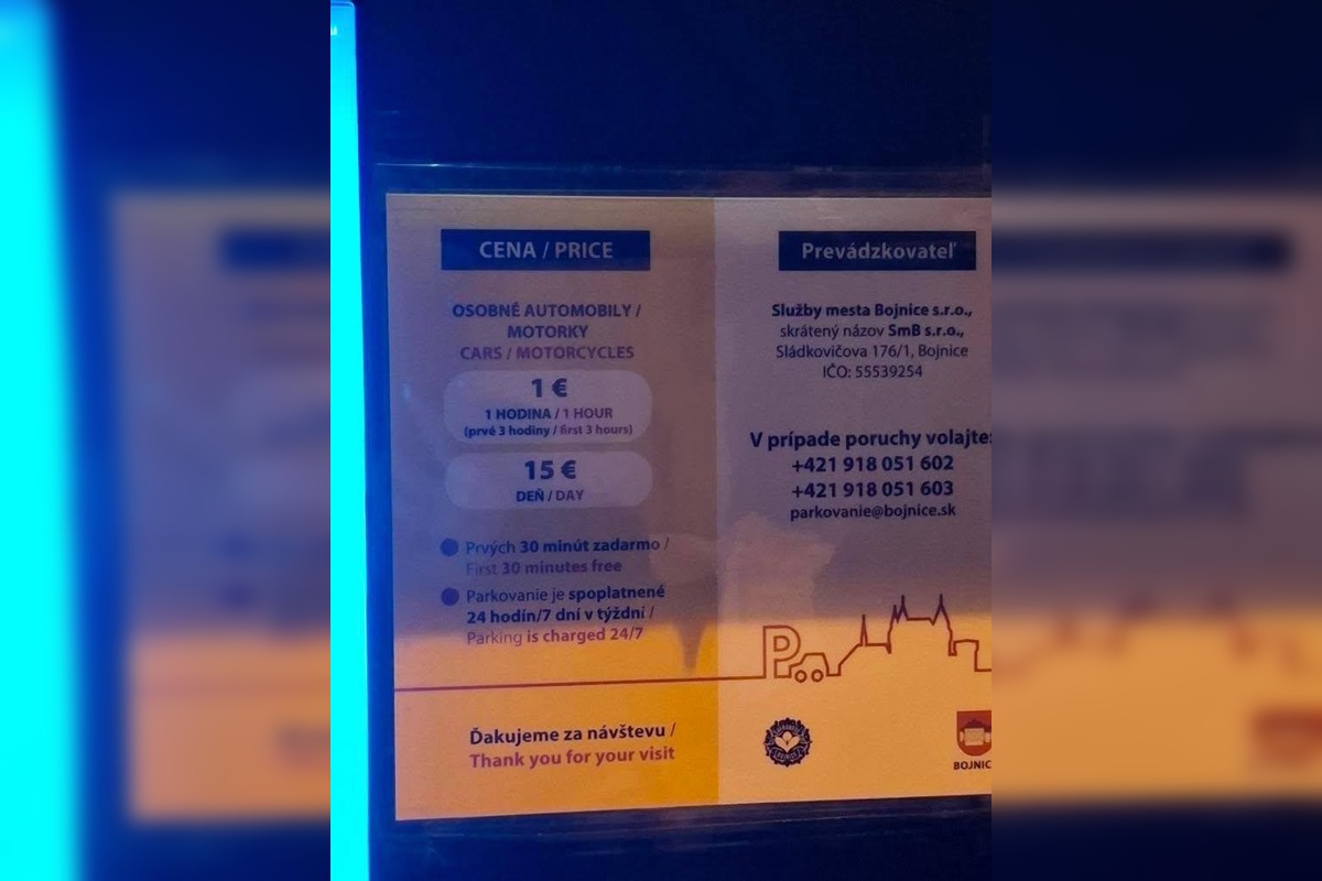 FOTO: Bojnice zaskočili návštevníkov mätúcimi cenami za parkovanie, foto 2