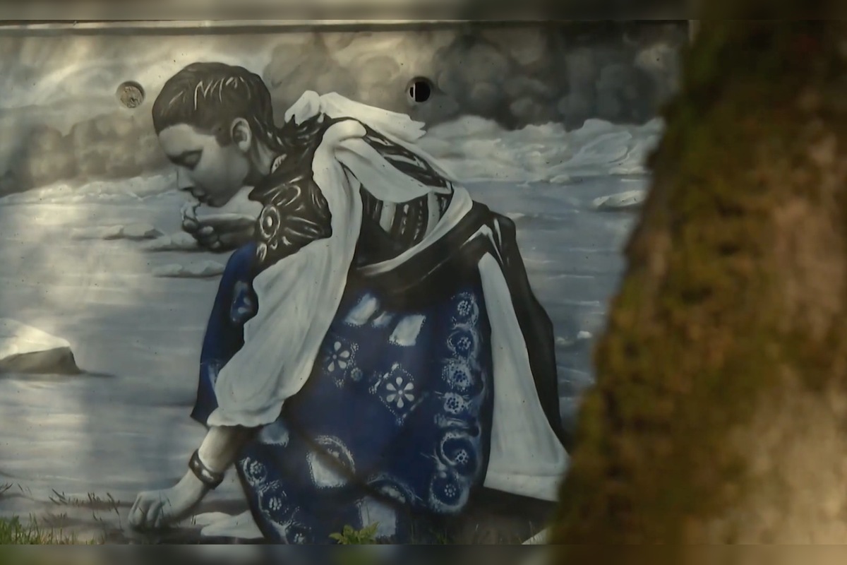 FOTO: Nevzhľadné budovy v Púchove ožili vďaka pouličnému umeniu, foto 7