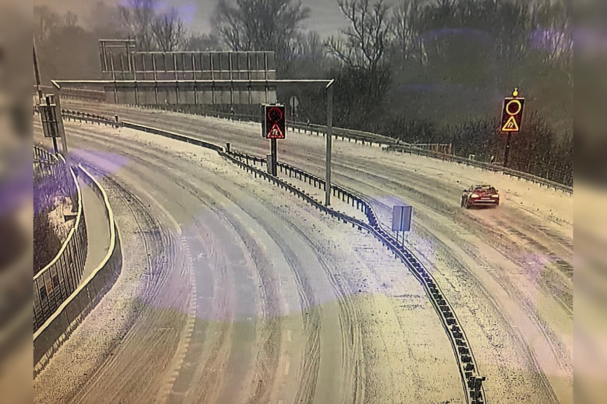 FOTO: Cesty Trenčianskeho kraja sú aktuálne nebezpečné , foto 1