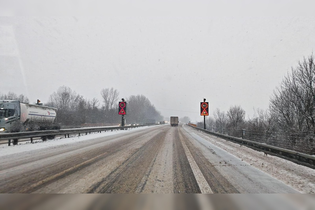 FOTO: Cesty Trenčianskeho kraja sú aktuálne nebezpečné , foto 2