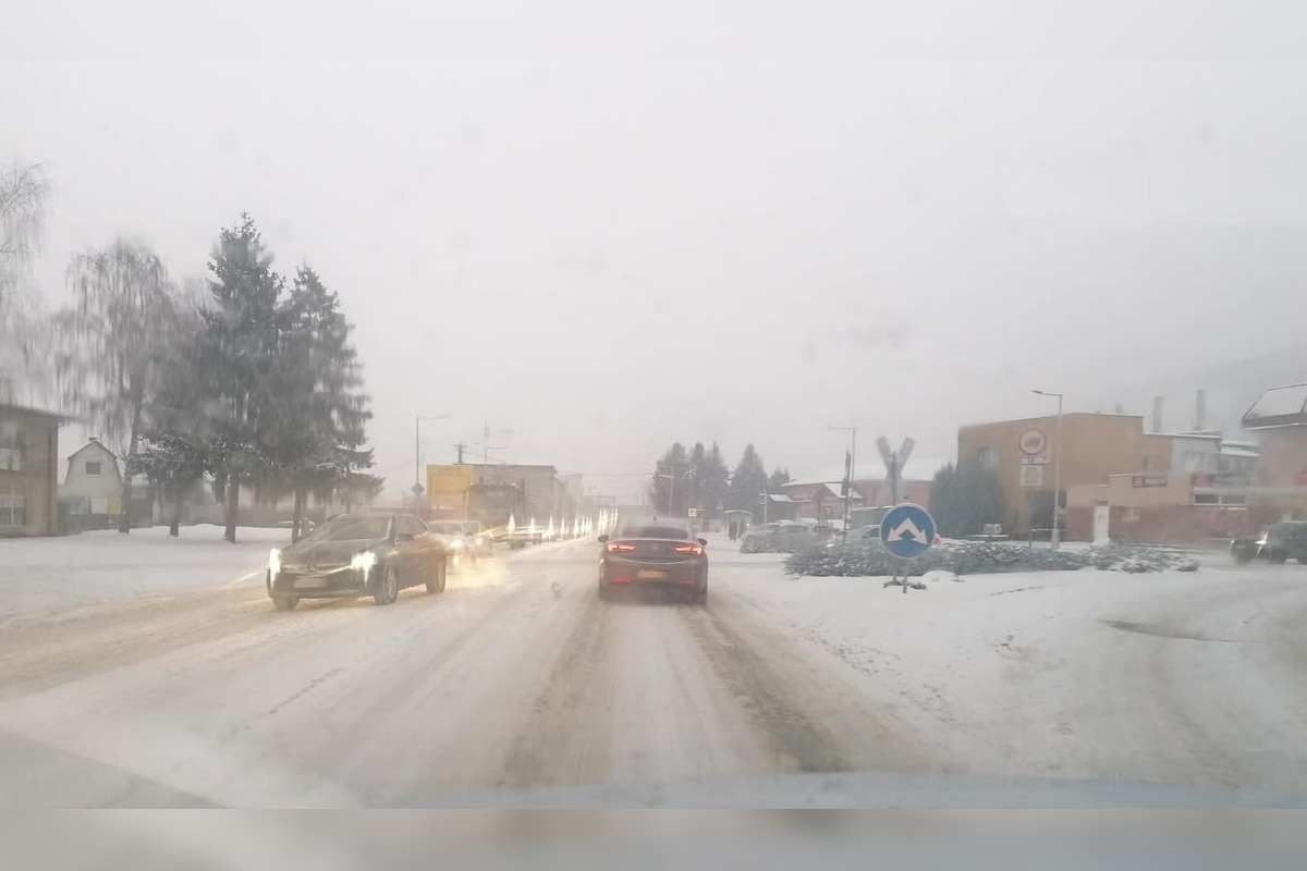 FOTO: Cesty Trenčianskeho kraja sú aktuálne nebezpečné , foto 4