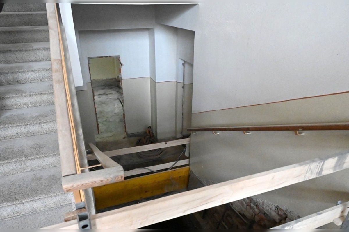 FOTO: Obchodná akadémia v Prievidzi prechádza modernizáciou za milióny , foto 3