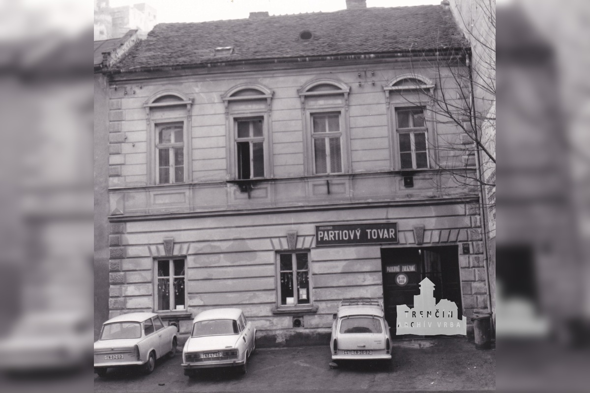 FOTO: Kto dovolil zbúrať historický objekt v srdci Trenčína?, foto 4