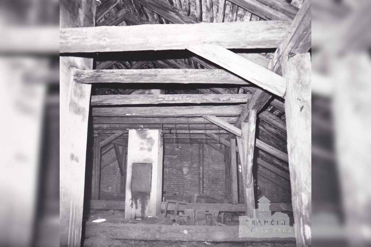 FOTO: Kto dovolil zbúrať historický objekt v srdci Trenčína?, foto 8