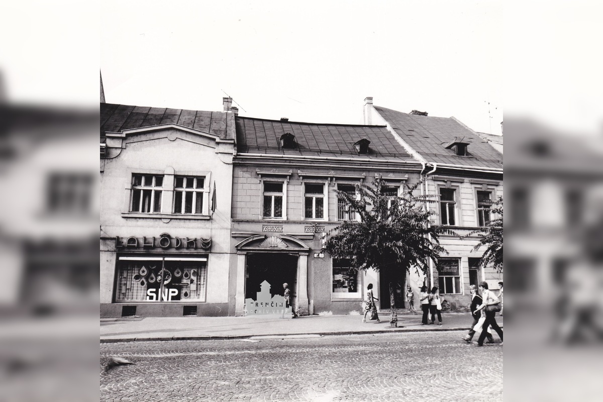 FOTO: Kto dovolil zbúrať historický objekt v srdci Trenčína?, foto 11