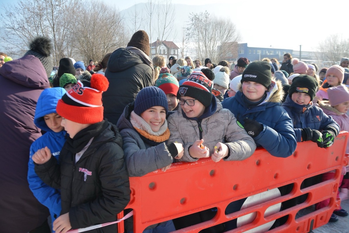 FOTO: Osadili lávku, ktorá spojí Manínsku tiesňavu s Považským hradom, foto 17