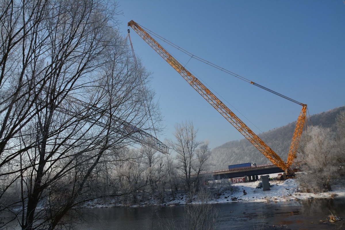FOTO: Osadili lávku, ktorá spojí Manínsku tiesňavu s Považským hradom, foto 18