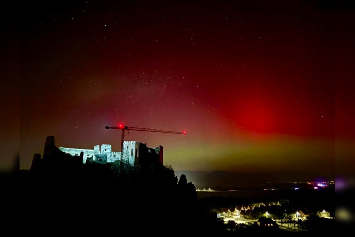 FOTO: V Trenčíne a okolí zachytili obyvatelia neopakovateľnú polárnu žiaru , foto 7