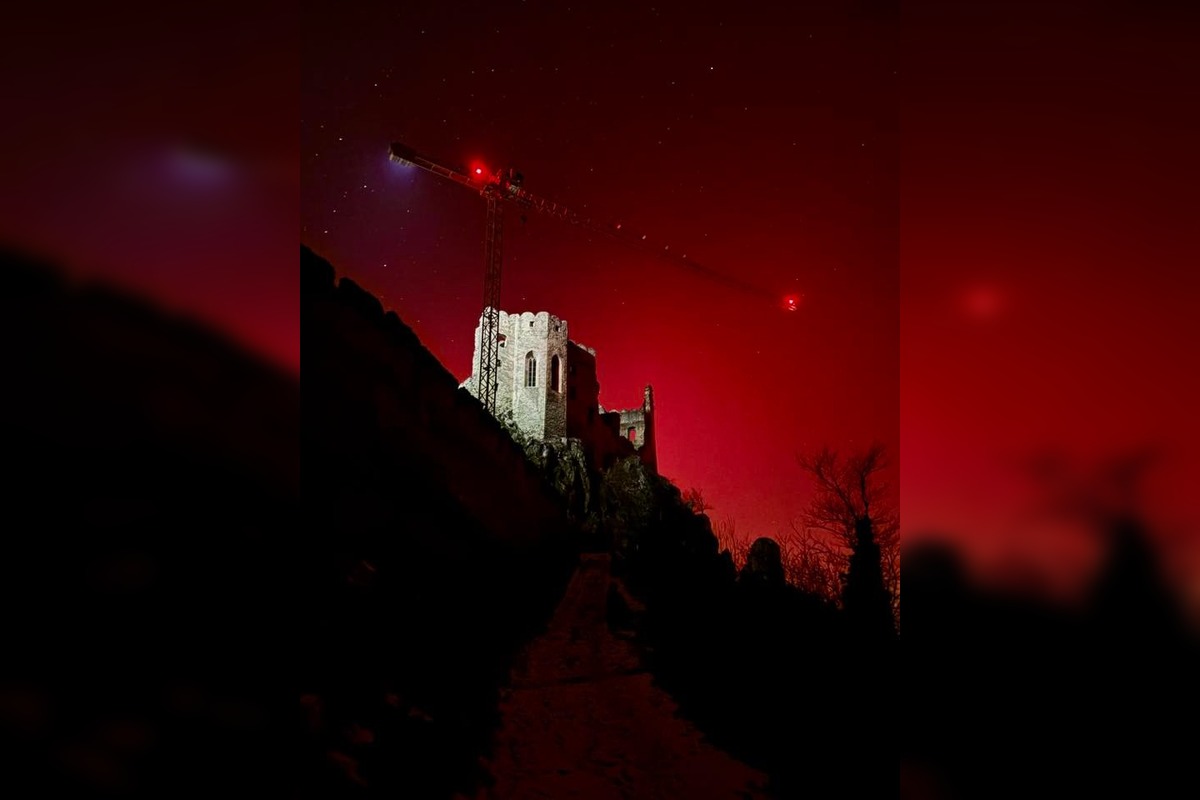 FOTO: V Trenčíne a okolí zachytili obyvatelia neopakovateľnú polárnu žiaru , foto 14