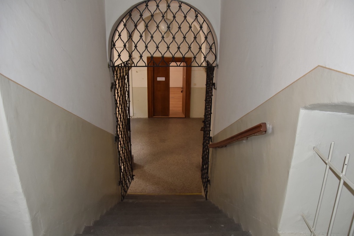 FOTO: Predná fasáda Župného domu je už zreštaurovaná, foto 9