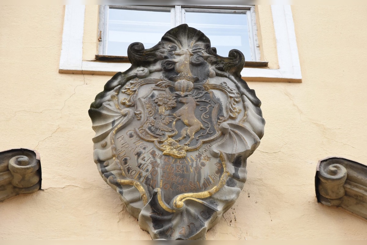 FOTO: Predná fasáda Župného domu je už zreštaurovaná, foto 17