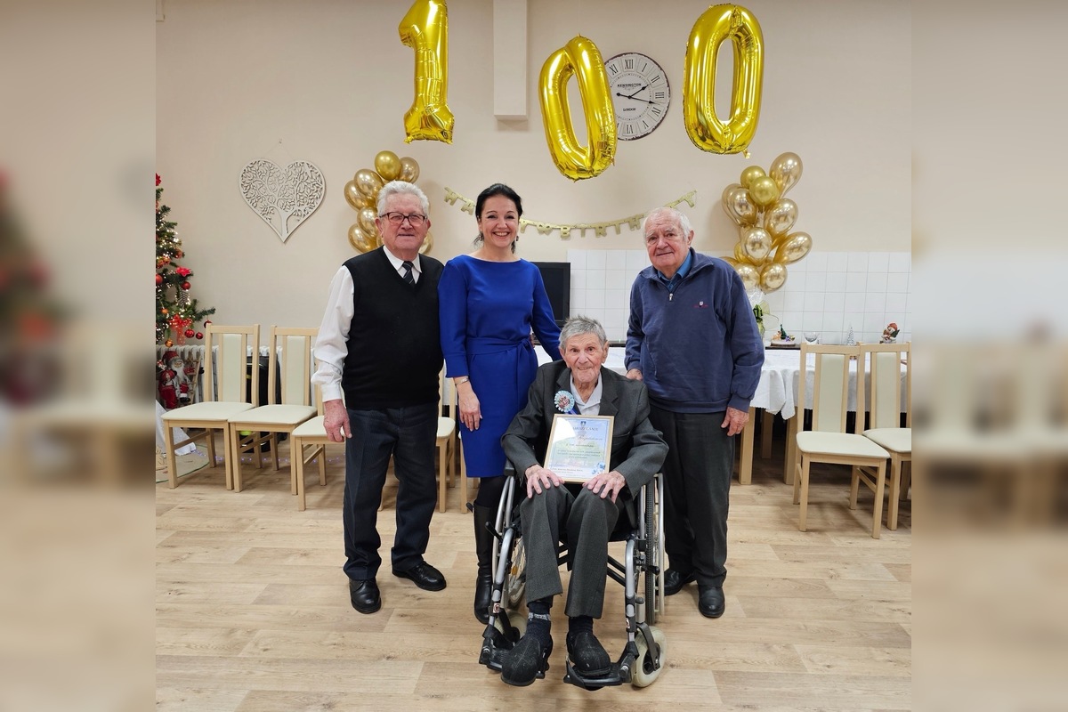 FOTO: Púchovská radnica si uctila najstaršieho obyvateľa mesta, foto 3