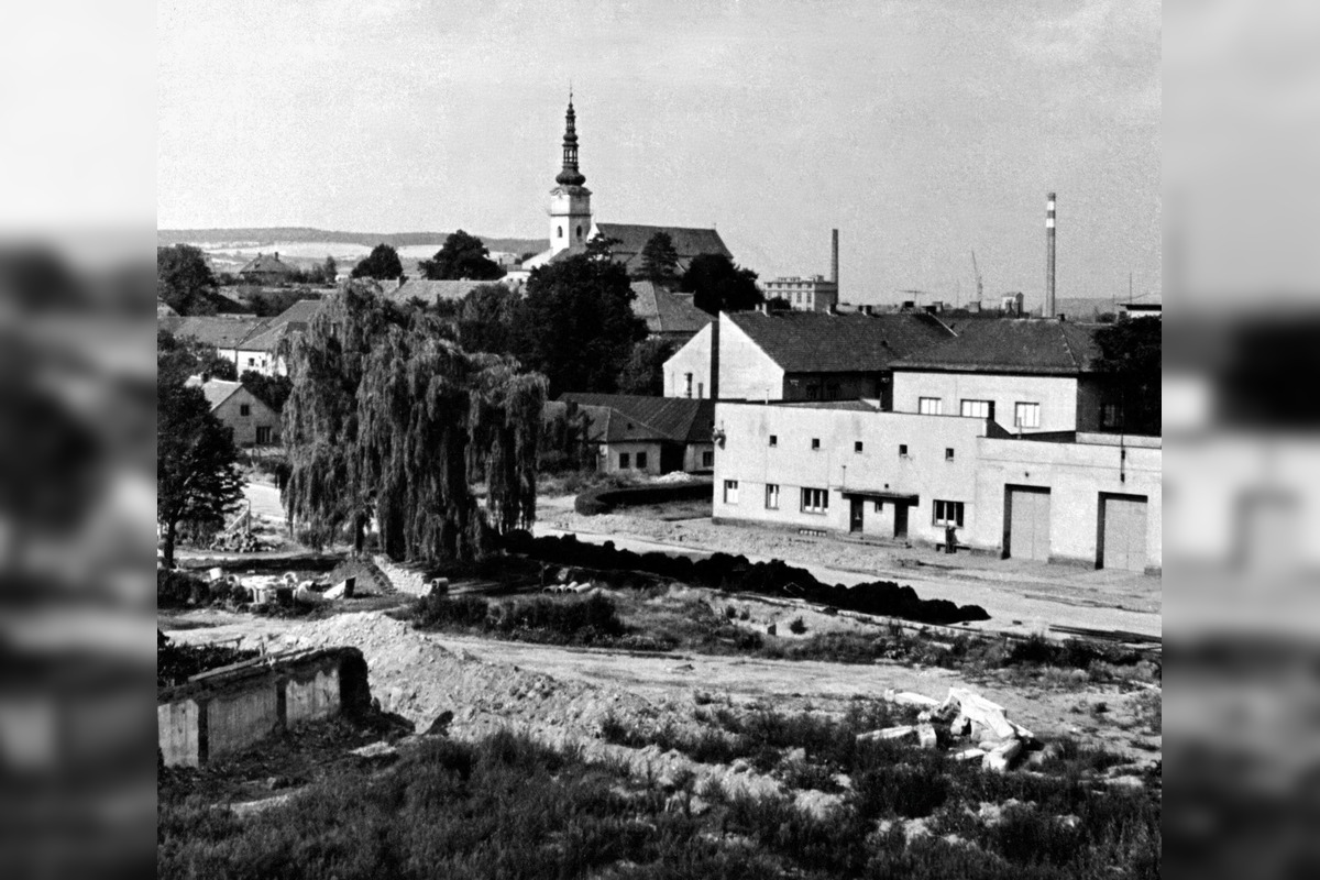 FOTO: Unikátne historické zábery z Nového Mesta nad Váhom , foto 14