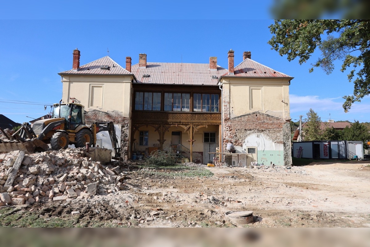 FOTO: V obci úspešne dokončili modernú materskú škôlku, foto 14