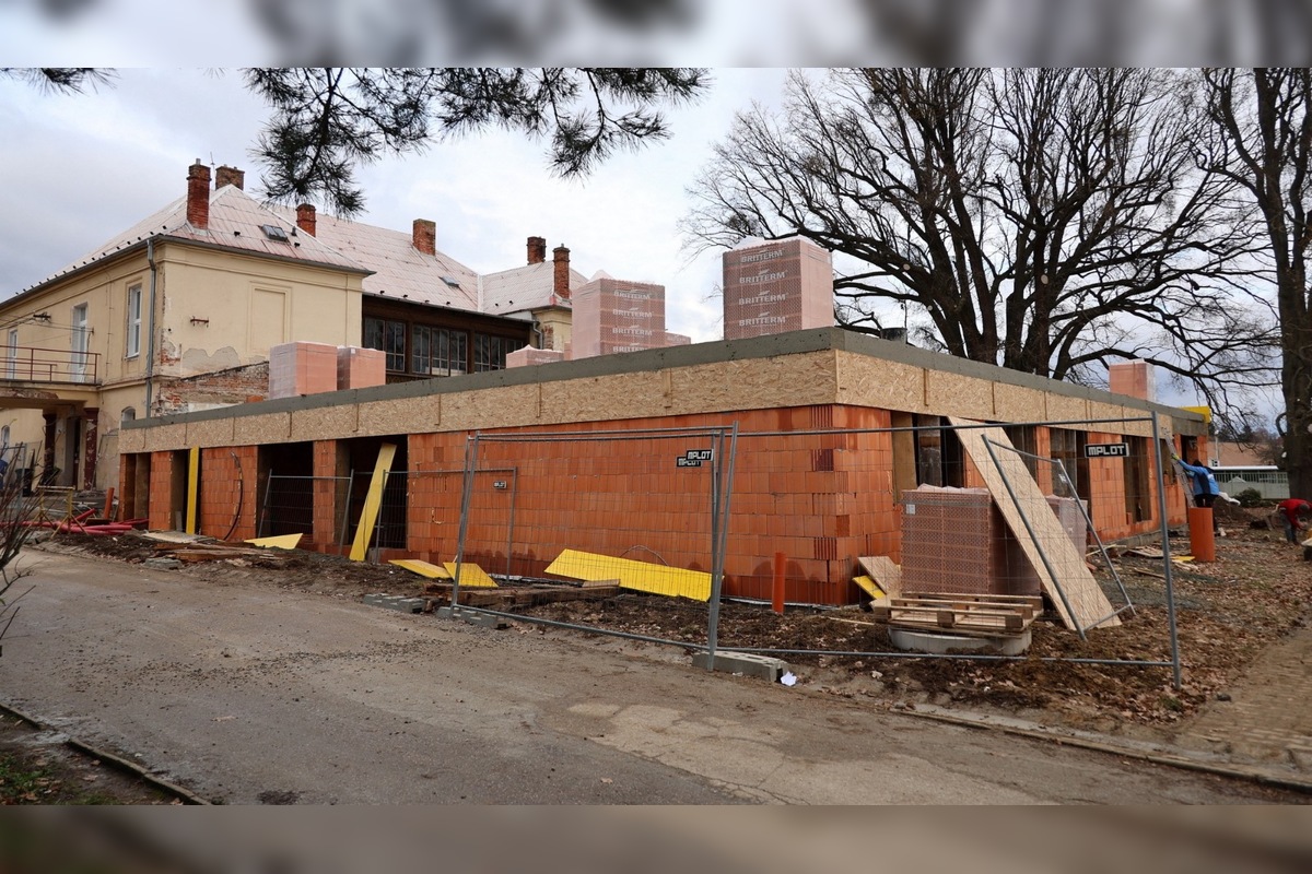 FOTO: V obci úspešne dokončili modernú materskú škôlku, foto 16