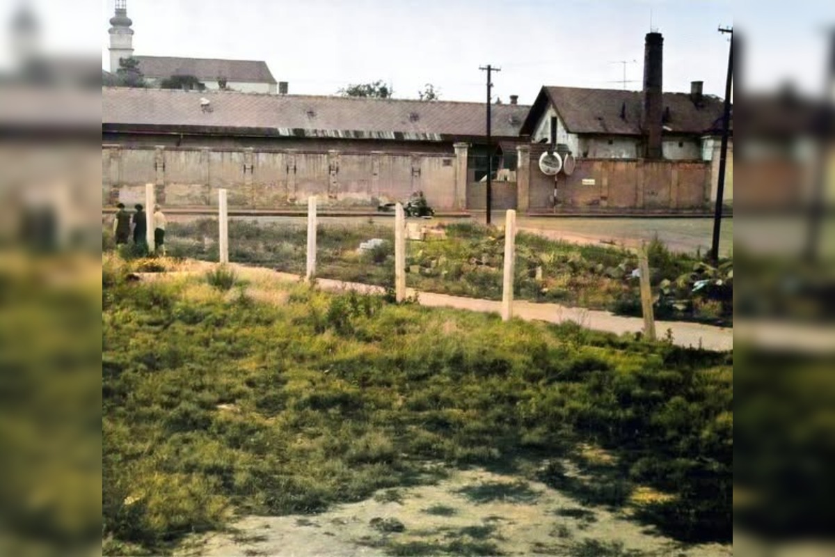 FOTO: Unikátne historické zábery z Nového Mesta nad Váhom , foto 15