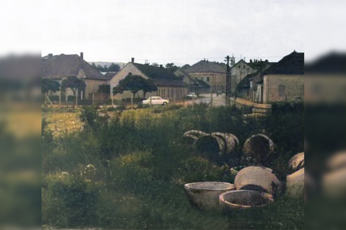 FOTO: Unikátne historické zábery z Nového Mesta nad Váhom , foto 17