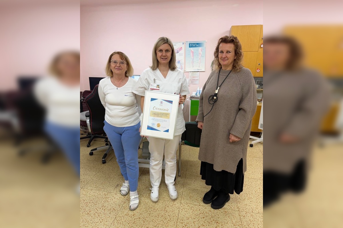 FOTO: Neurologický tím z FNsP Trenčín získal ocenenie, foto 1