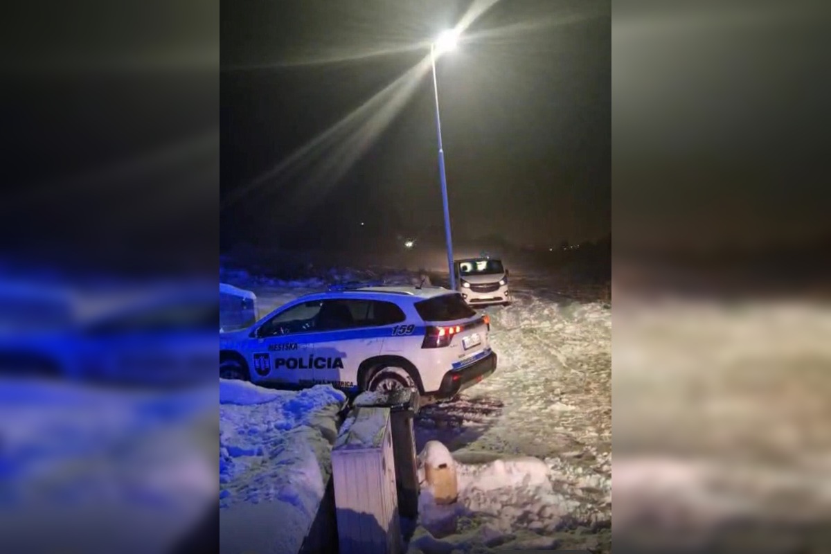 FOTO: Muž z Považskej Bystrice ležal dva dni v snehu, foto 2