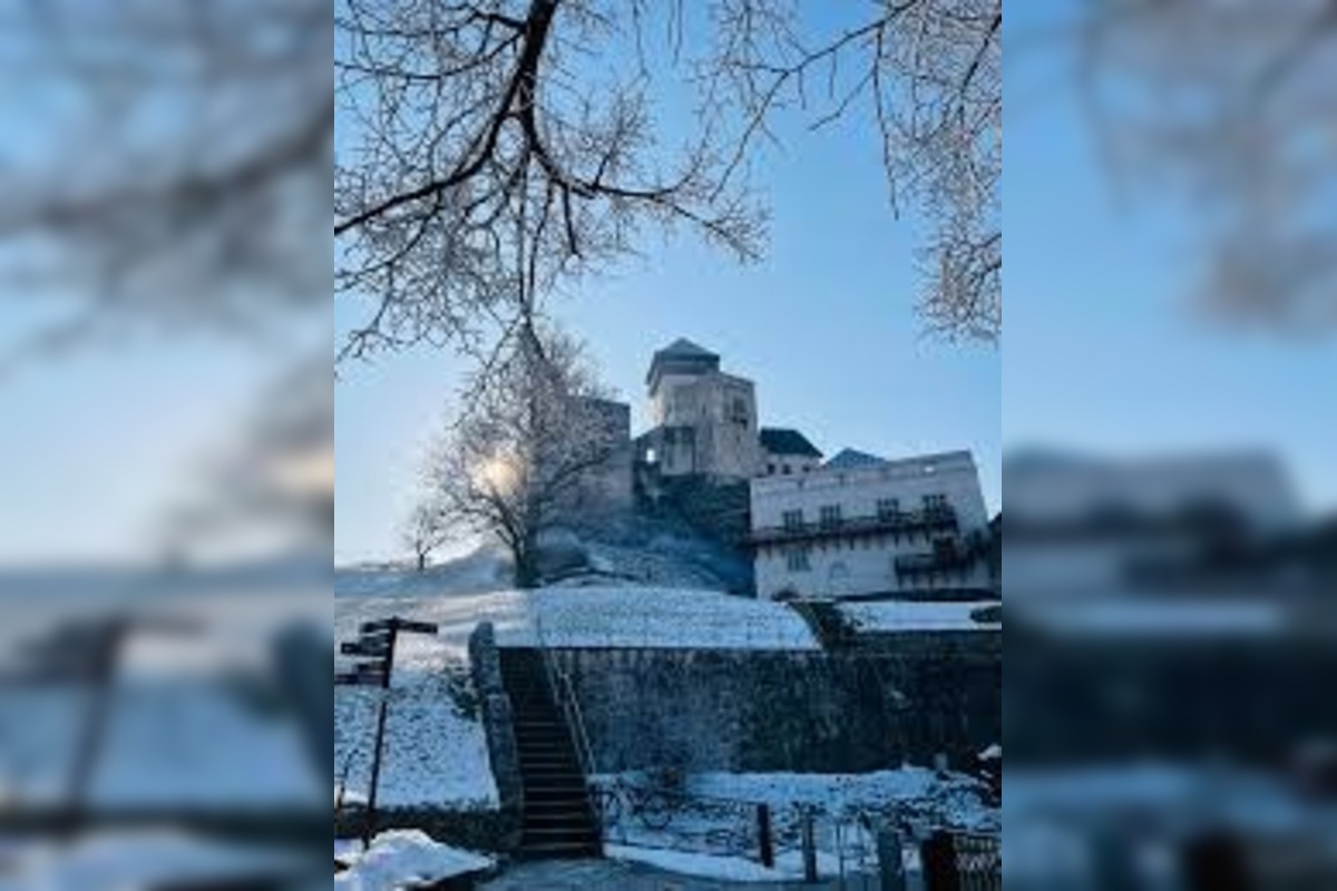 FOTO: Trenčiansky hrad vyvracia mýty, že stredovek bol sivý a pochmúrny , foto 5