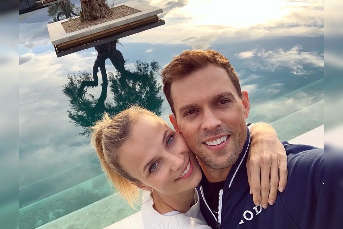 FOTO: Rodáčka z Trenčína nevylúčila, že sa s odsúdeným Epsteinom stretla, foto 4