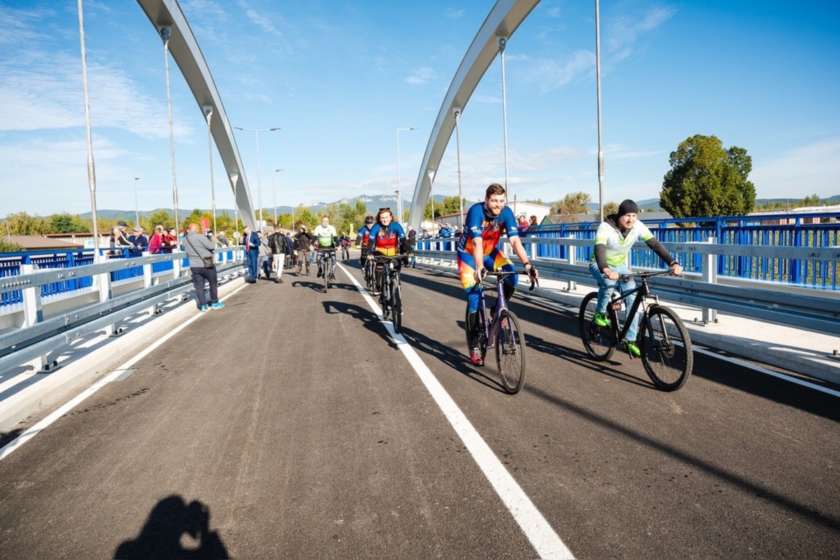 FOTO: Ilava má most s unikátnym systémom monitorovania, dokže predísť tragédiám, foto 2