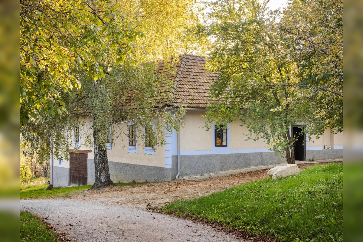 FOTO: Architekti zachránili rozpadávajúci sa gazdovský dvor neďaleko Myjavy. Takto vyzerá dnes, foto 5
