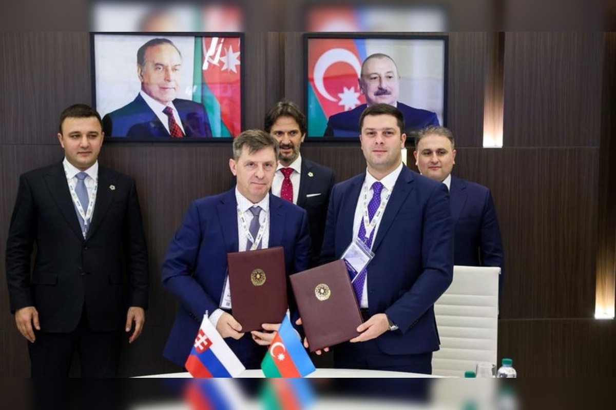 FOTO: Dubnická zbrojovka uzavrela najväčší obchod vo svojej histórii, foto 1