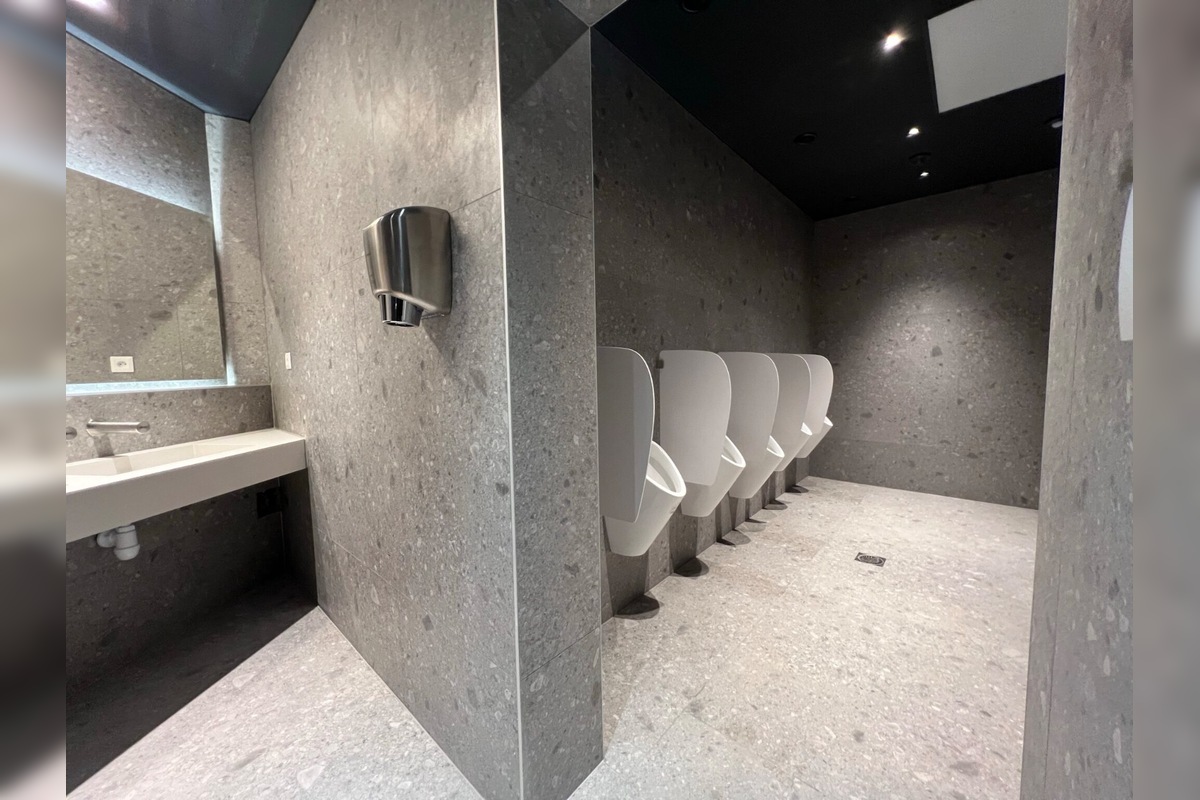 FOTO: Verejné toalety v Trenčíne sú po novom bezplatné a bezbariérové, foto 3