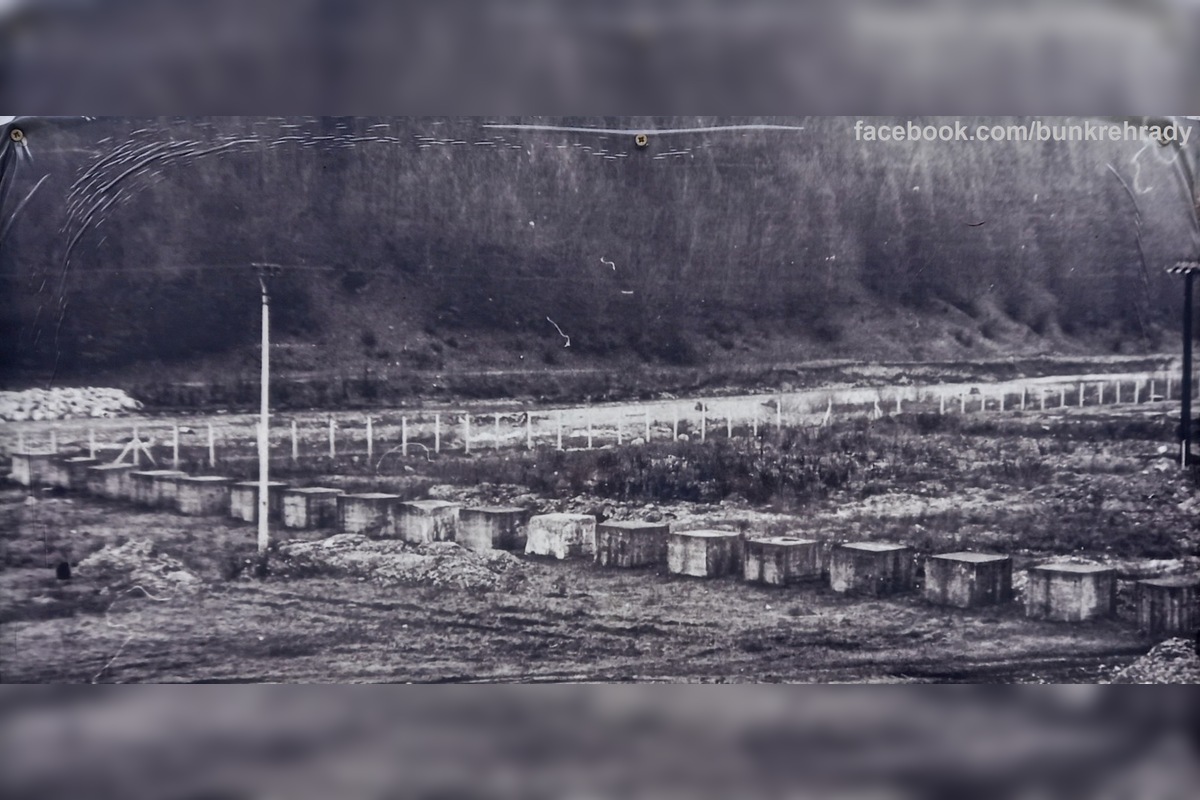 FOTO: V Hornom Srní sa zachovali protitankové zábrany z druhej svetovej vojny, foto 1