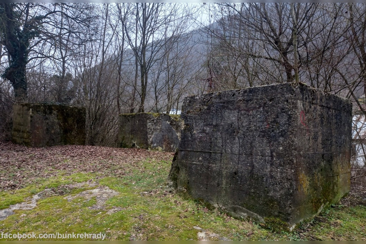 FOTO: V Hornom Srní sa zachovali protitankové zábrany z druhej svetovej vojny, foto 4