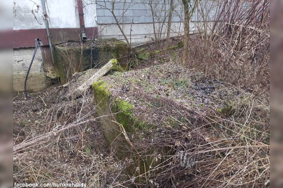 FOTO: V Hornom Srní sa zachovali protitankové zábrany z druhej svetovej vojny, foto 18