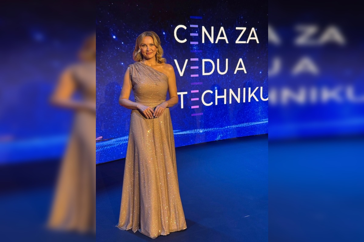 FOTO: Známu moderátorku a rodáčku z Ilavy Janette Štefánkovú nominovali v ankete, foto 6