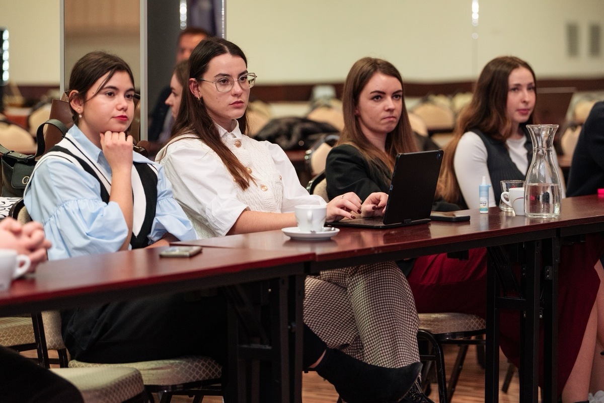 FOTO: Mládežnícke organizácie pripravujú v Trenčíne protest, foto 2