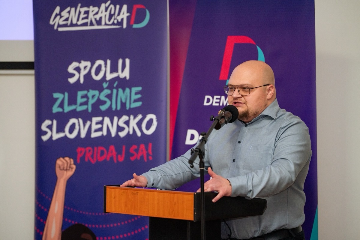 FOTO: Mládežnícke organizácie pripravujú v Trenčíne protest, foto 3