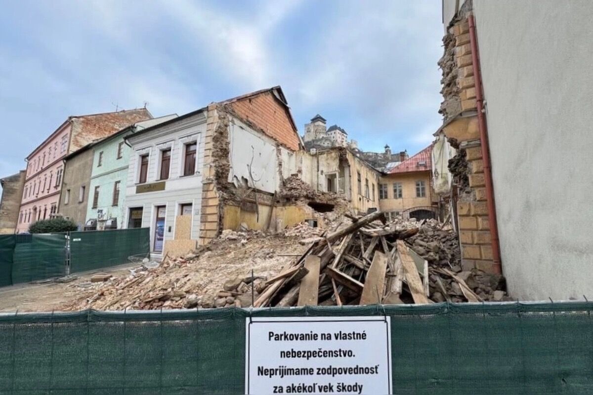 FOTO: Zbúraný dom v Trenčíne, foto 1