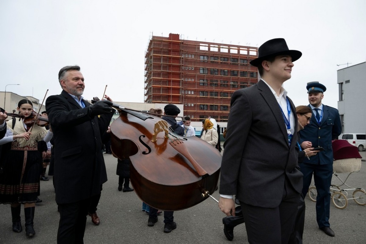 FOTO: Trenčín ako Európske hlavné mesto kultúry 2026 prilákal tisícky hostí, foto 75