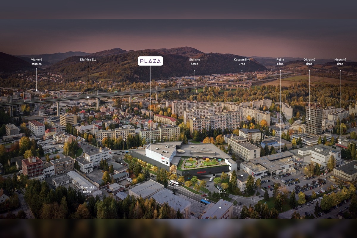 FOTO: Považskú trápi zanedbaný pozemok, ktorý roky hyzdí centrum mesta, foto 1