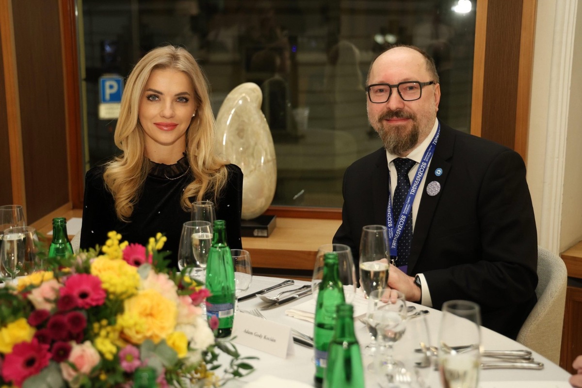 FOTO: Ministerka Šimkovičová absolvovala v Trenčíne množstvo pracovných stretnutí,, foto 16