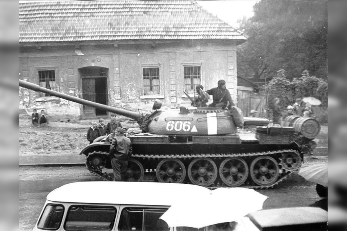 FOTO: Považskobystričania spomínajú na okupáciu mesta v roku 1968, foto 2