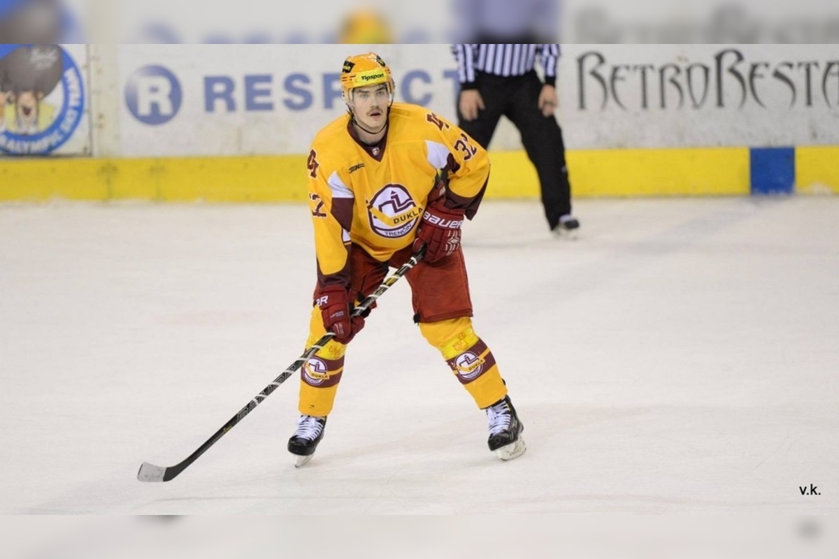 FOTO: Aj Trenčín má svojich hrdinov pod piatimi kruhmi, foto 1