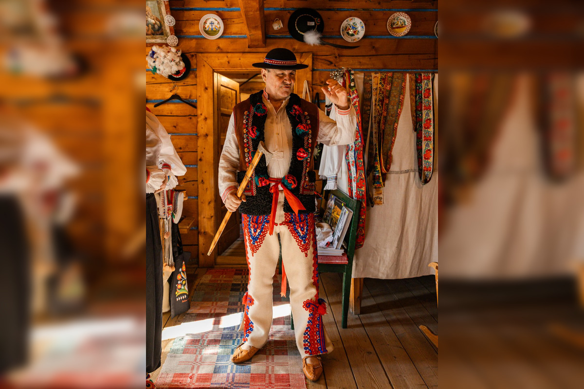 FOTO: Slovenskí politici sa radi obliekajú tradične, nie vždy to dopadne dobre, foto 3