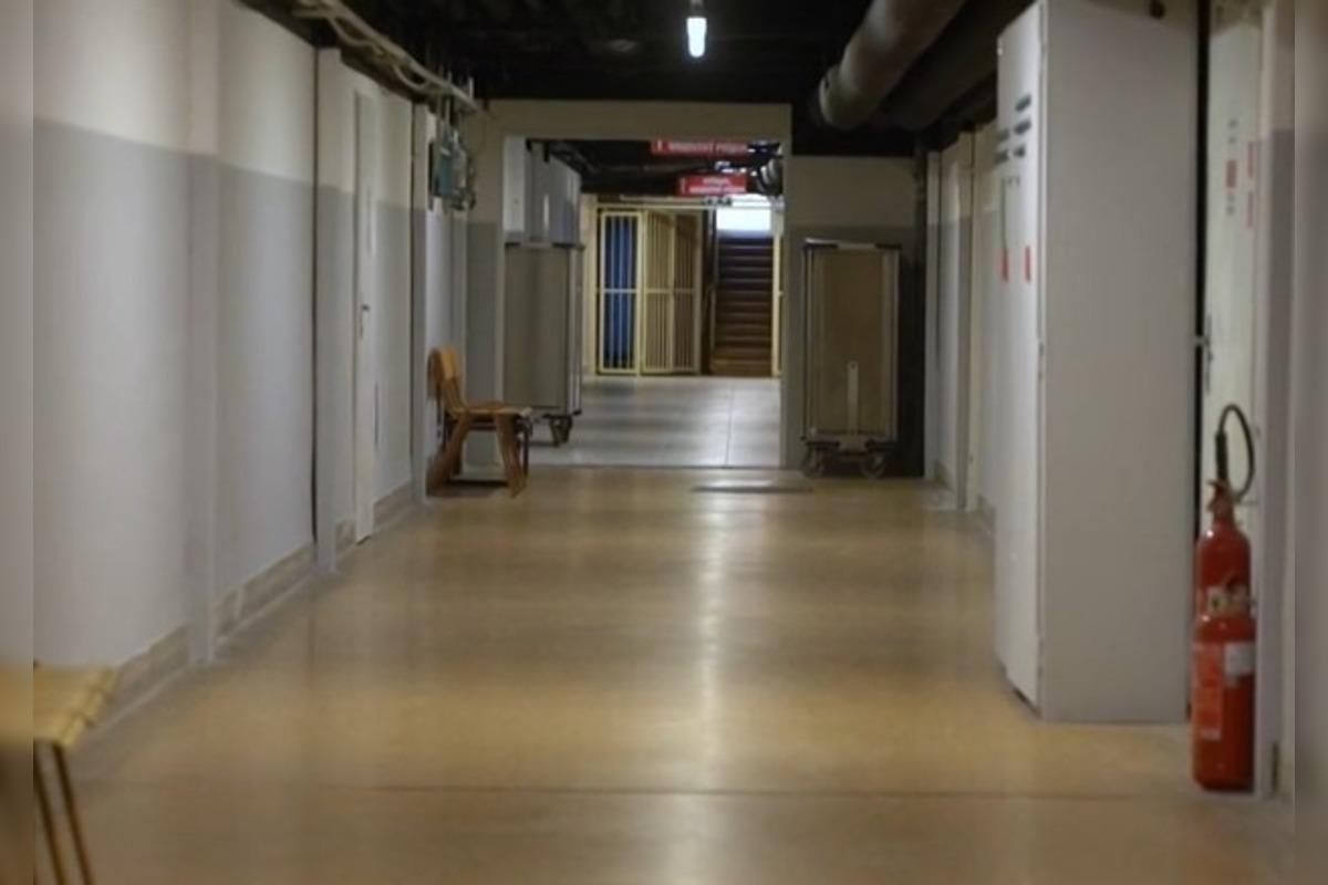 FOTO: DO Považskobystrickej nemocnice sa nedalo kvôli krádeži káblov dva týždne dovolať , foto 2