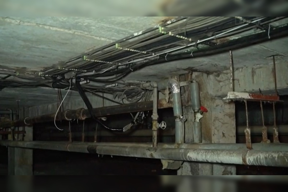 FOTO: DO Považskobystrickej nemocnice sa nedalo kvôli krádeži káblov dva týždne dovolať , foto 3