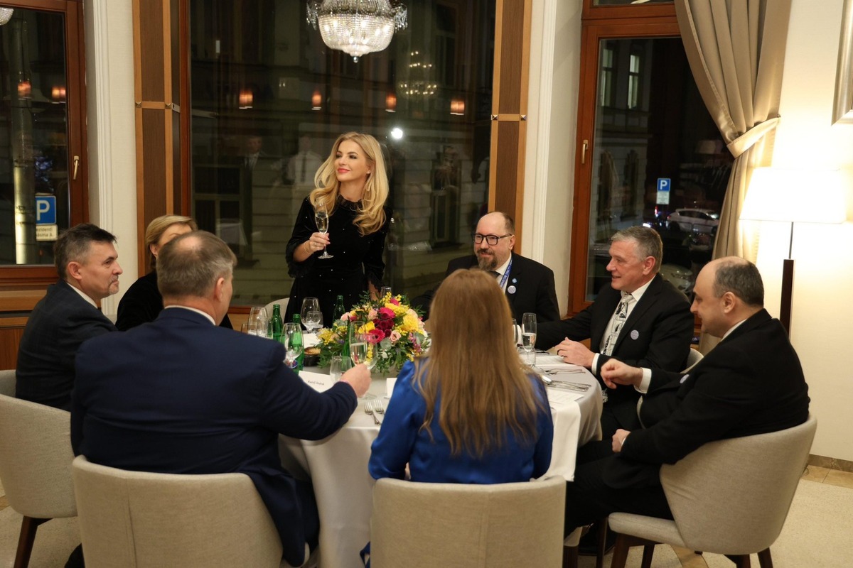 FOTO: Pobyt Šimkovičovej počas EHMK v Trenčíne, foto 4