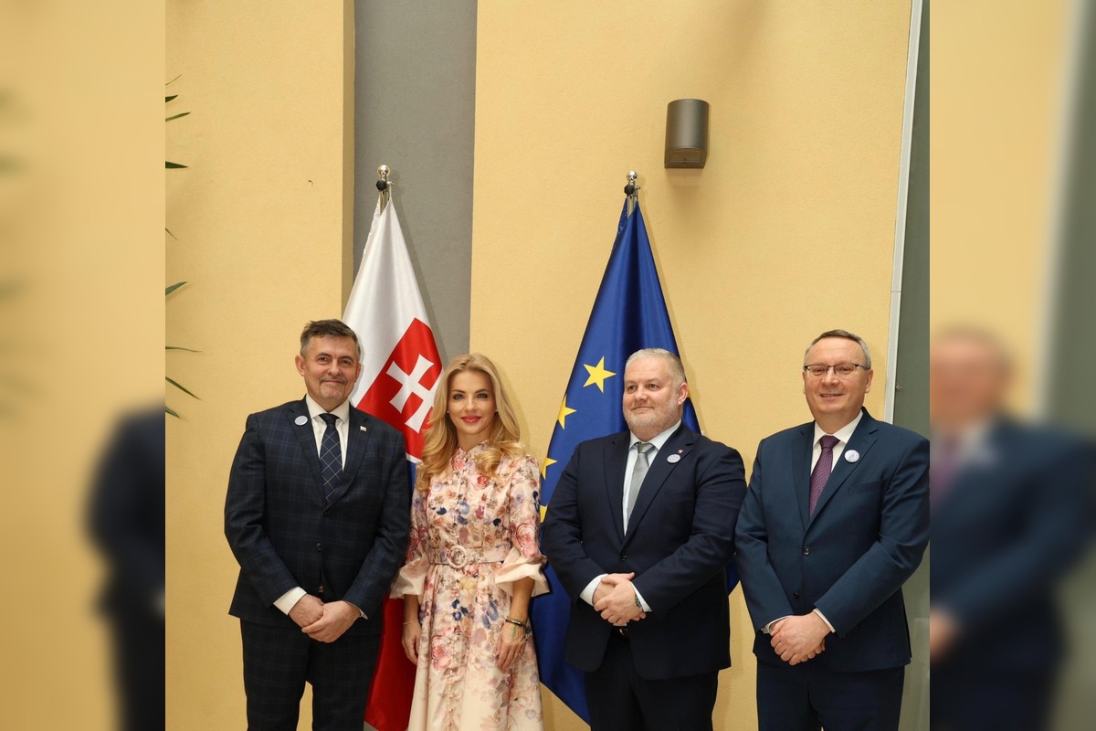 FOTO: Pobyt Šimkovičovej počas EHMK v Trenčíne, foto 8