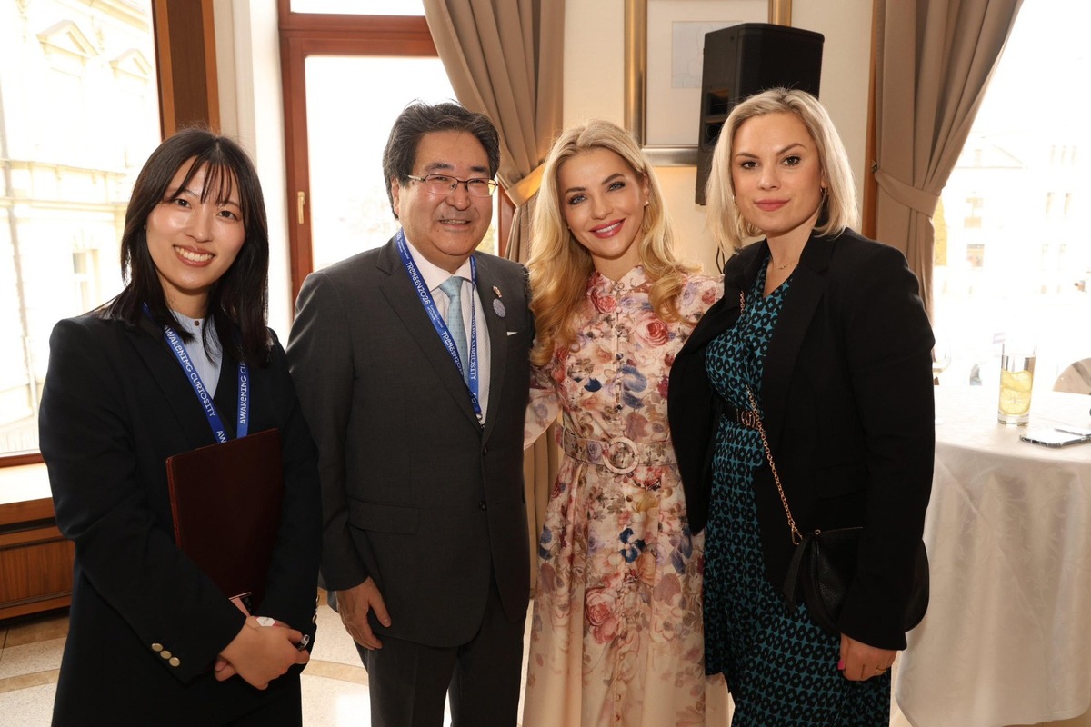 FOTO: Pobyt Šimkovičovej počas EHMK v Trenčíne, foto 17