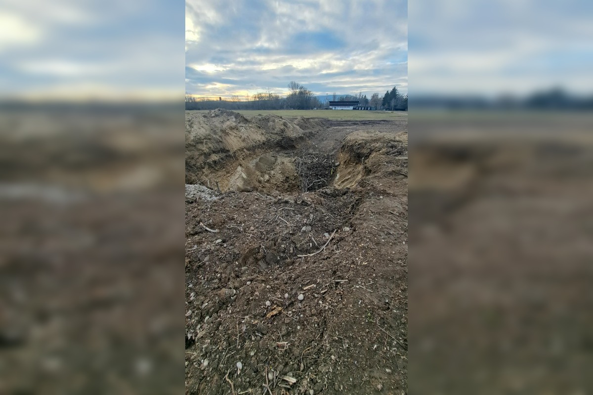 FOTO: V rekreačnej oblasti Zelená voda prebieha razia enviropolície , foto 12