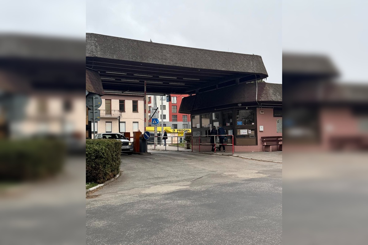 FOTO: Nemocnica v Trenčíne mení stanovištia na skenovanie lístkov , foto 2