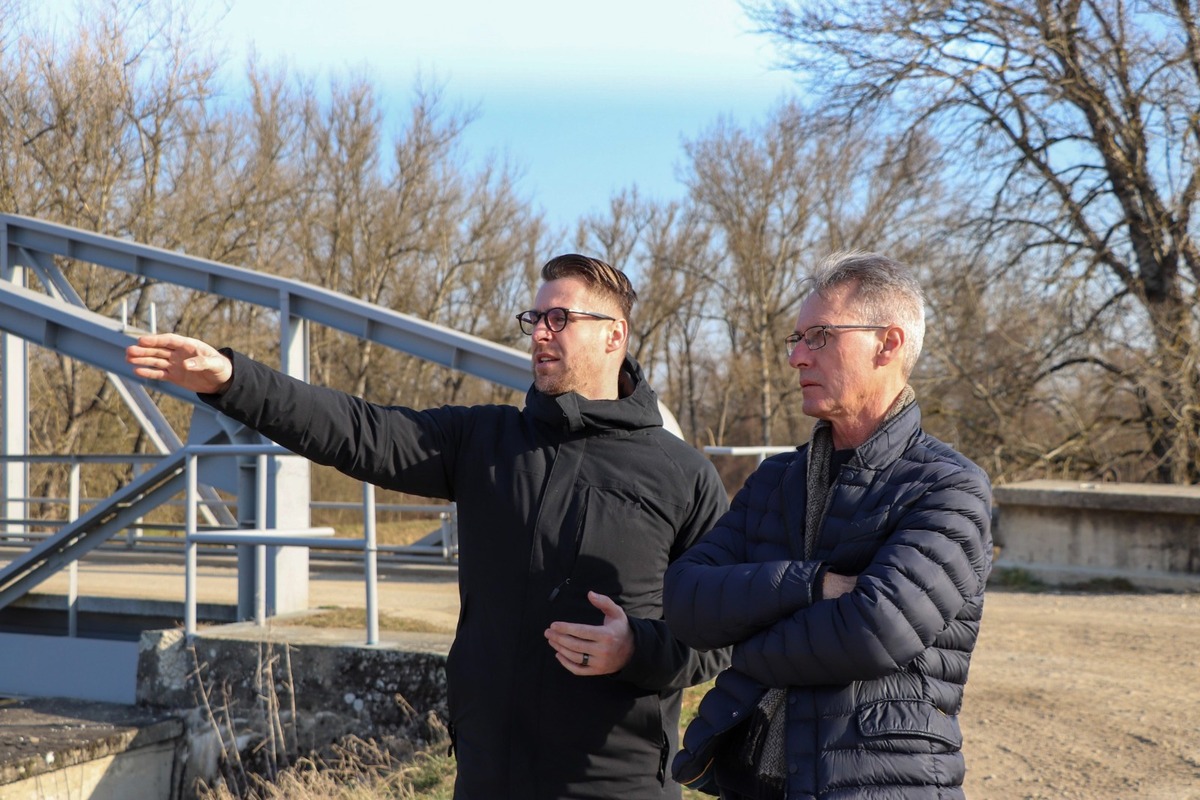 FOTO: Práce na cyklomagistrále medzi Nemšovou a Trenčínom napredujú rýchlym tempom , foto 5